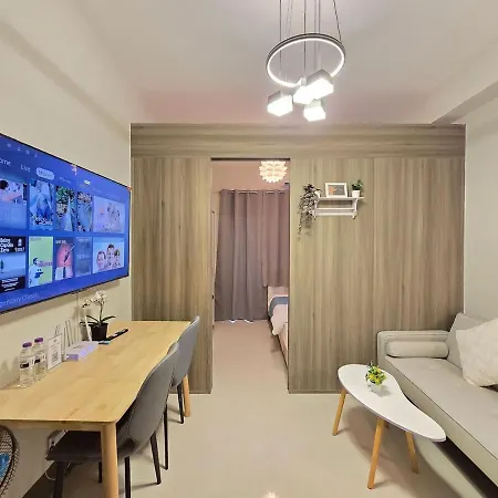 1BR Condotel w Balcony at FAME Residences #FM62-1